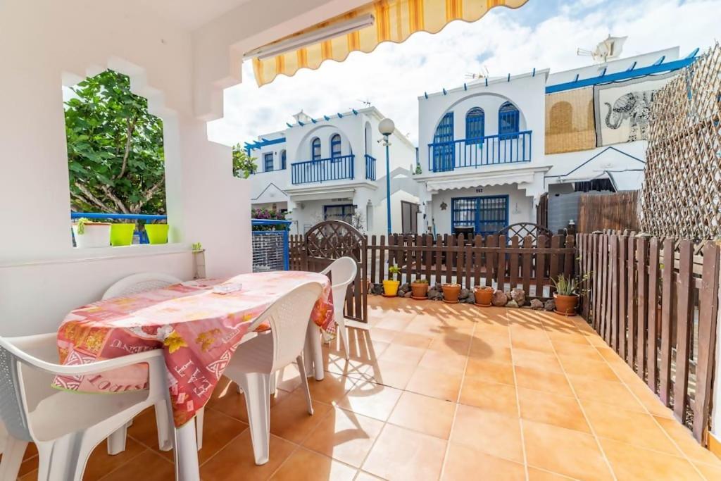Bungalow Maspalomas Con Terraza By Calima Homes Exterior photo